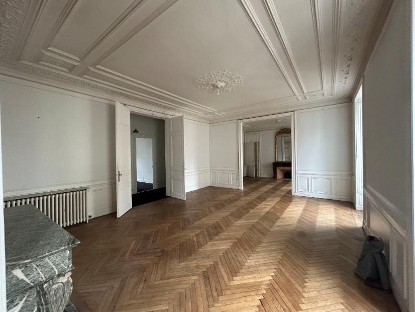 APPARTEMENT HAUSSMANNIEN NANTES Conception Economie de la Construction Réalisation Suivi Travaux